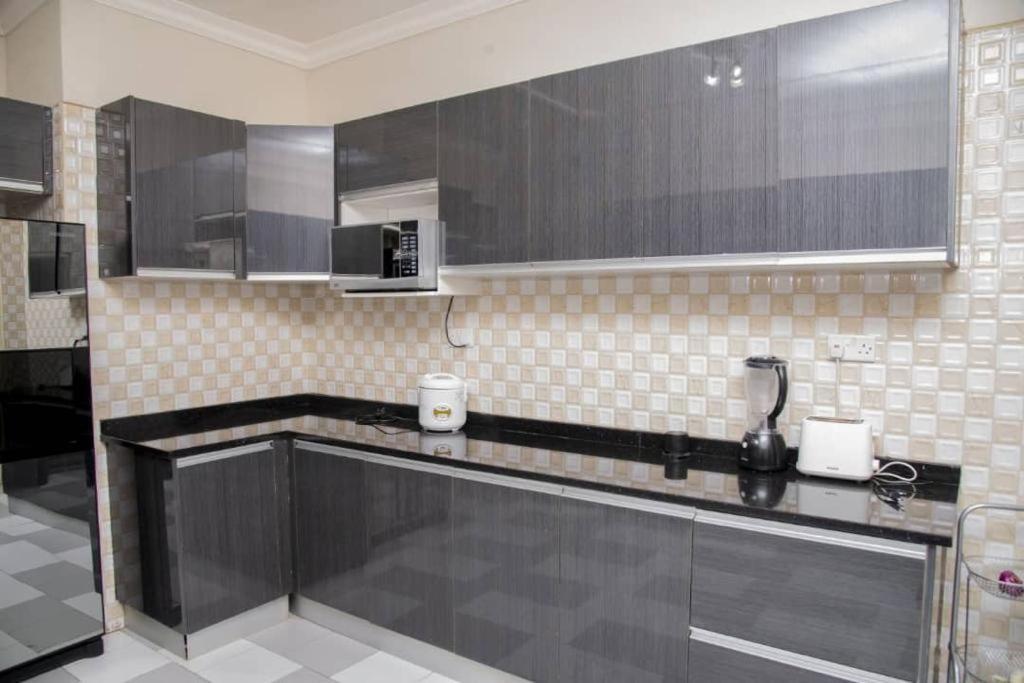 Royal Suites Apartments Lusaka Exterior photo