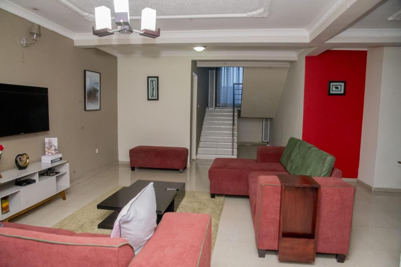 Royal Suites Apartments Lusaka Exterior photo